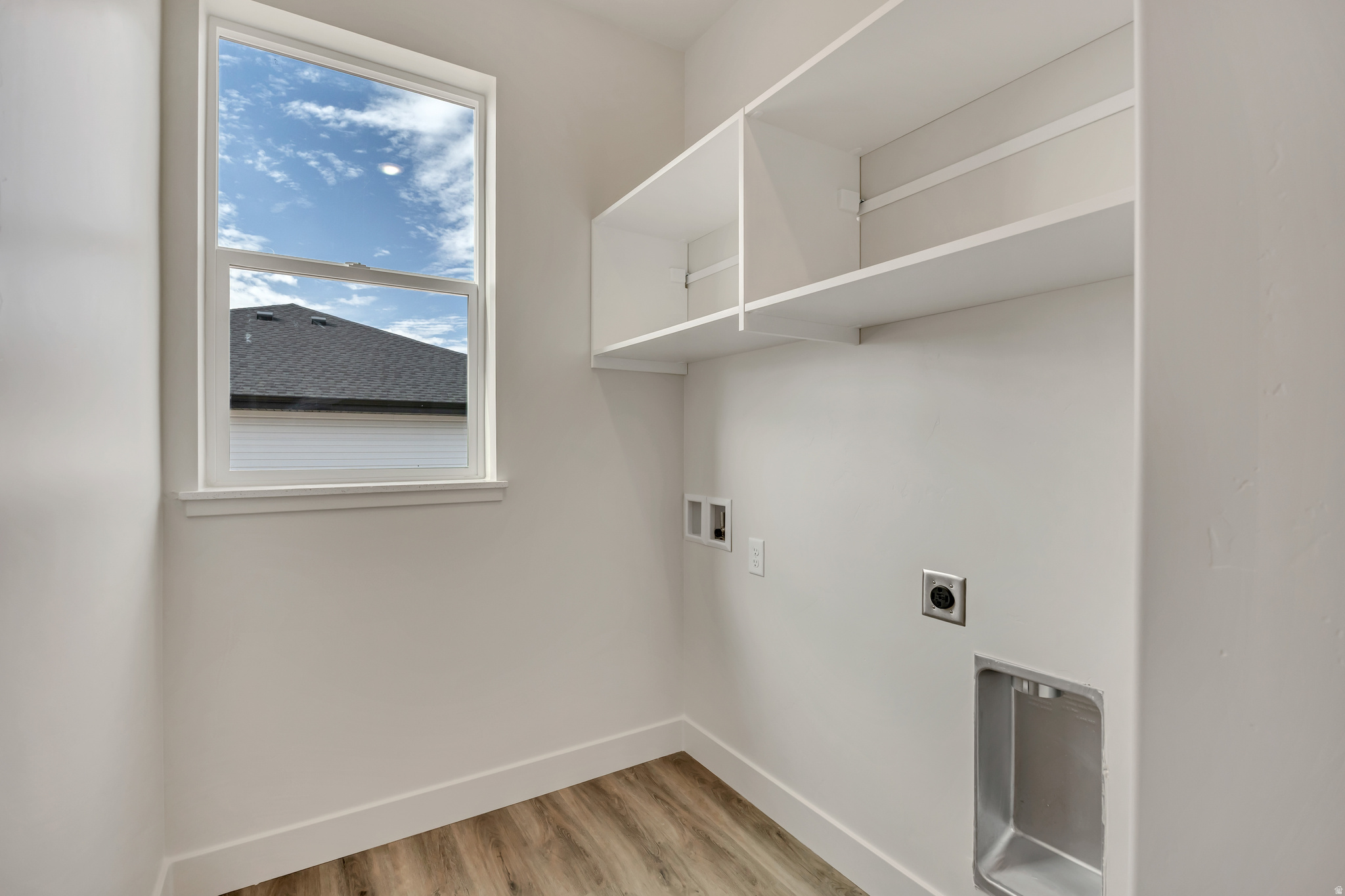 WEST FIELDS - Residential