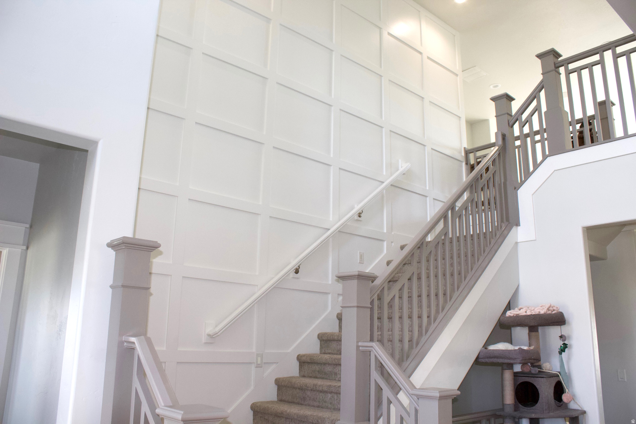 STONEGATE - Residential