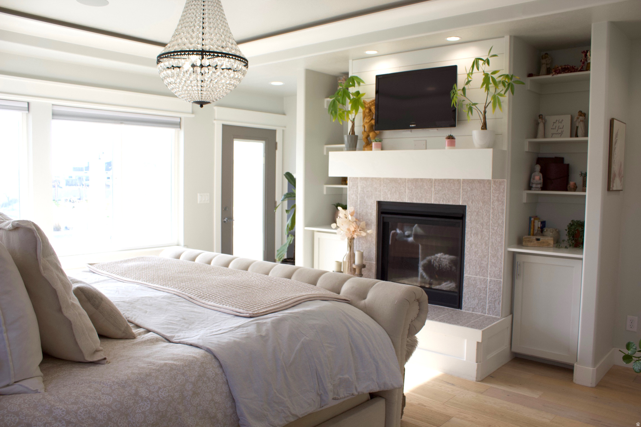 STONEGATE - Residential