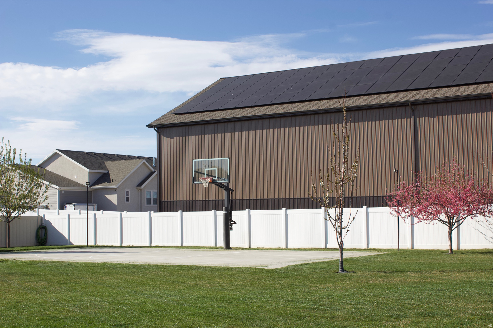 STONEGATE - Residential