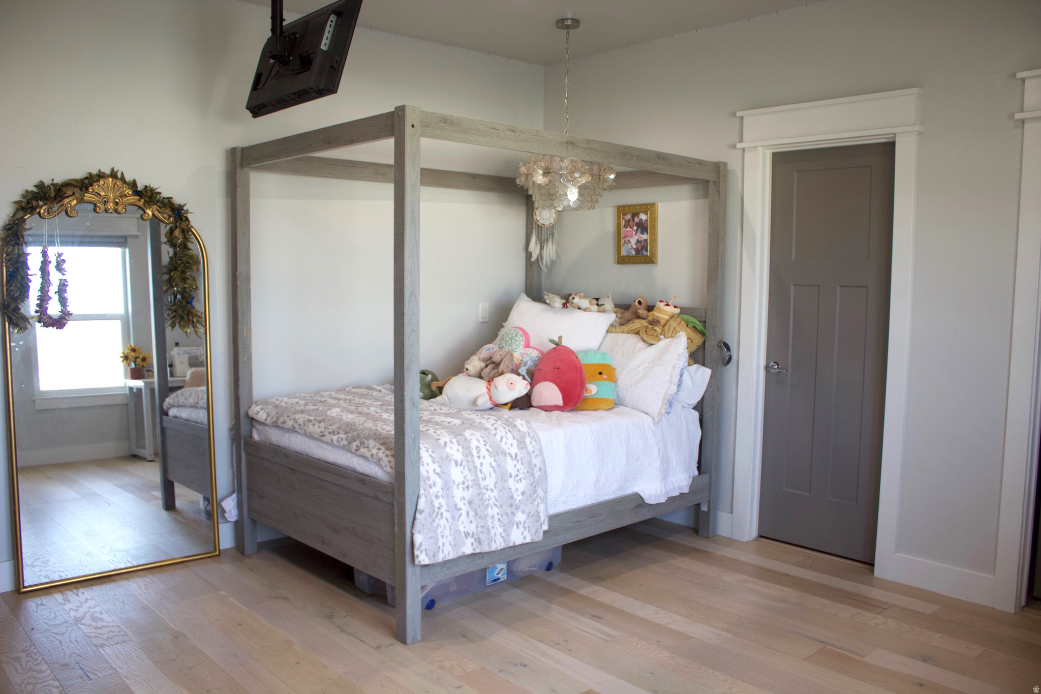 STONEGATE - Residential