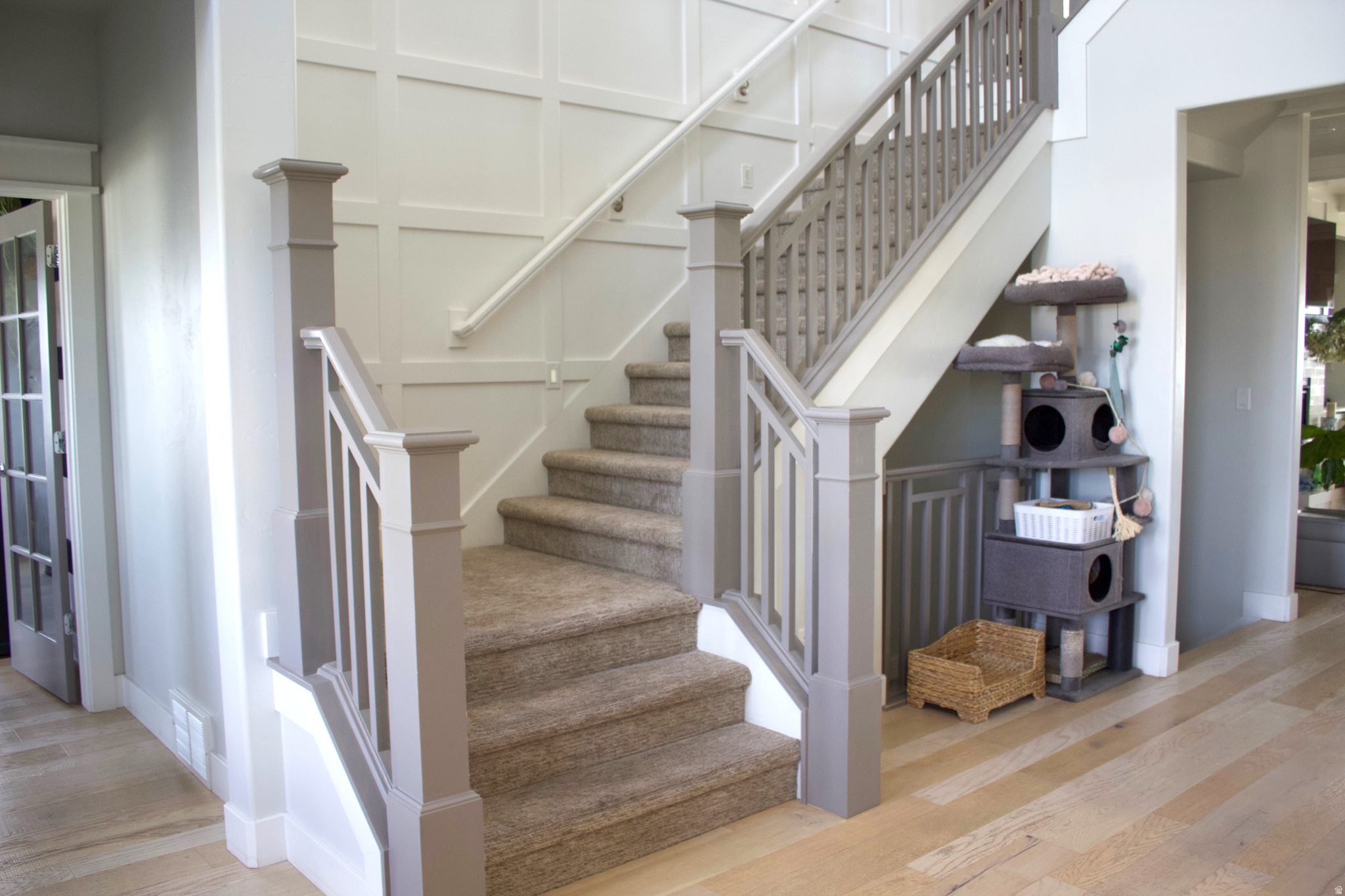 STONEGATE - Residential