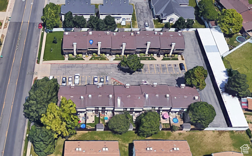 MEADOW CREEK TOWNHOMES - Residential