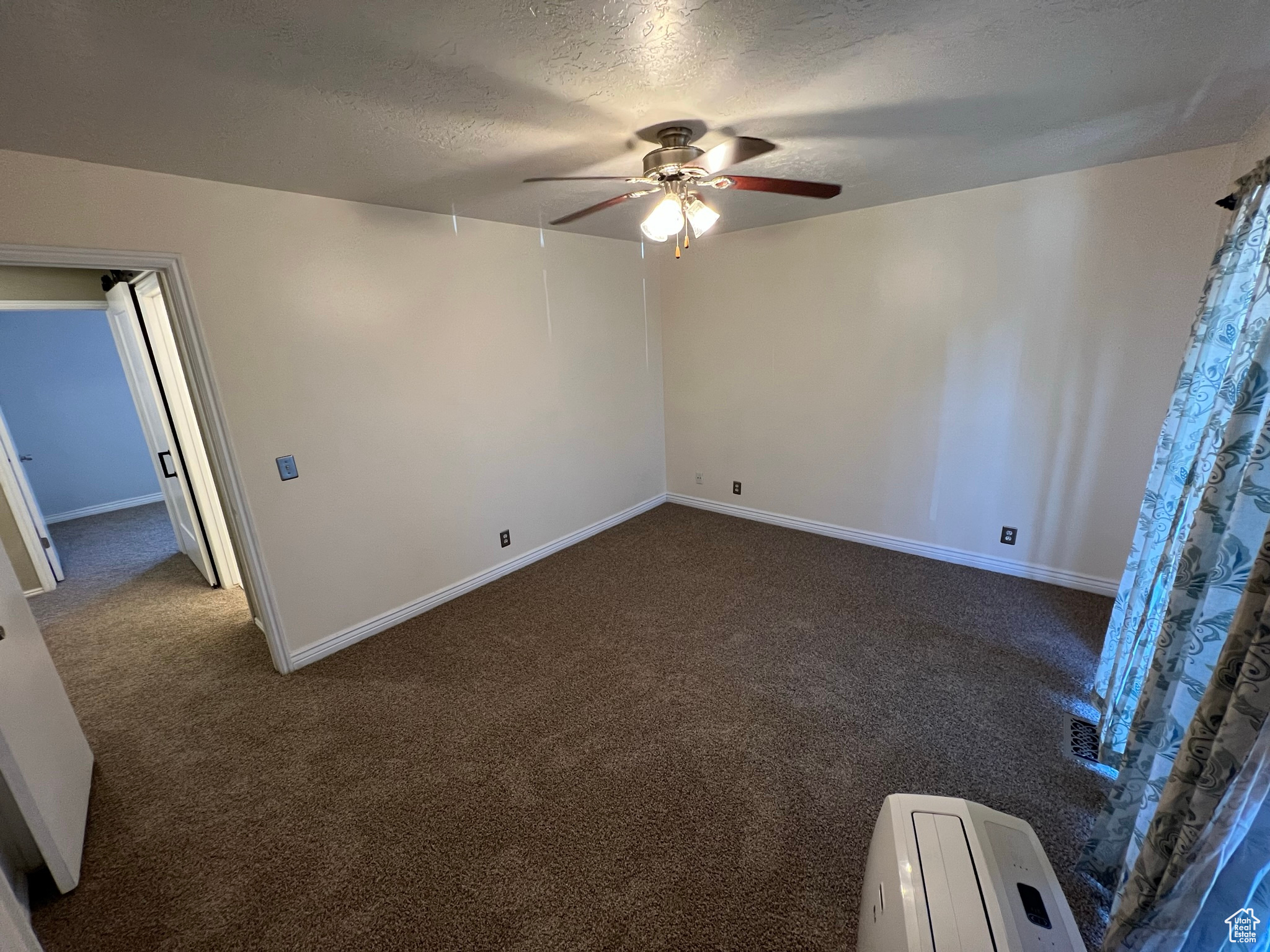 MEADOW CREEK TOWNHOMES - Residential
