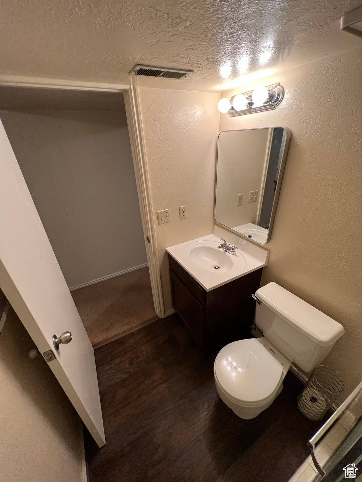 MEADOW CREEK TOWNHOMES - Residential