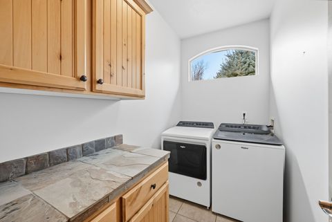 Tiny photo for 11341 S SILVER BUCKLE WAY, Sandy, UT 84092 (MLS # 2134204)