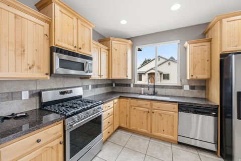 Tiny photo for 11341 S SILVER BUCKLE WAY, Sandy, UT 84092 (MLS # 2134204)