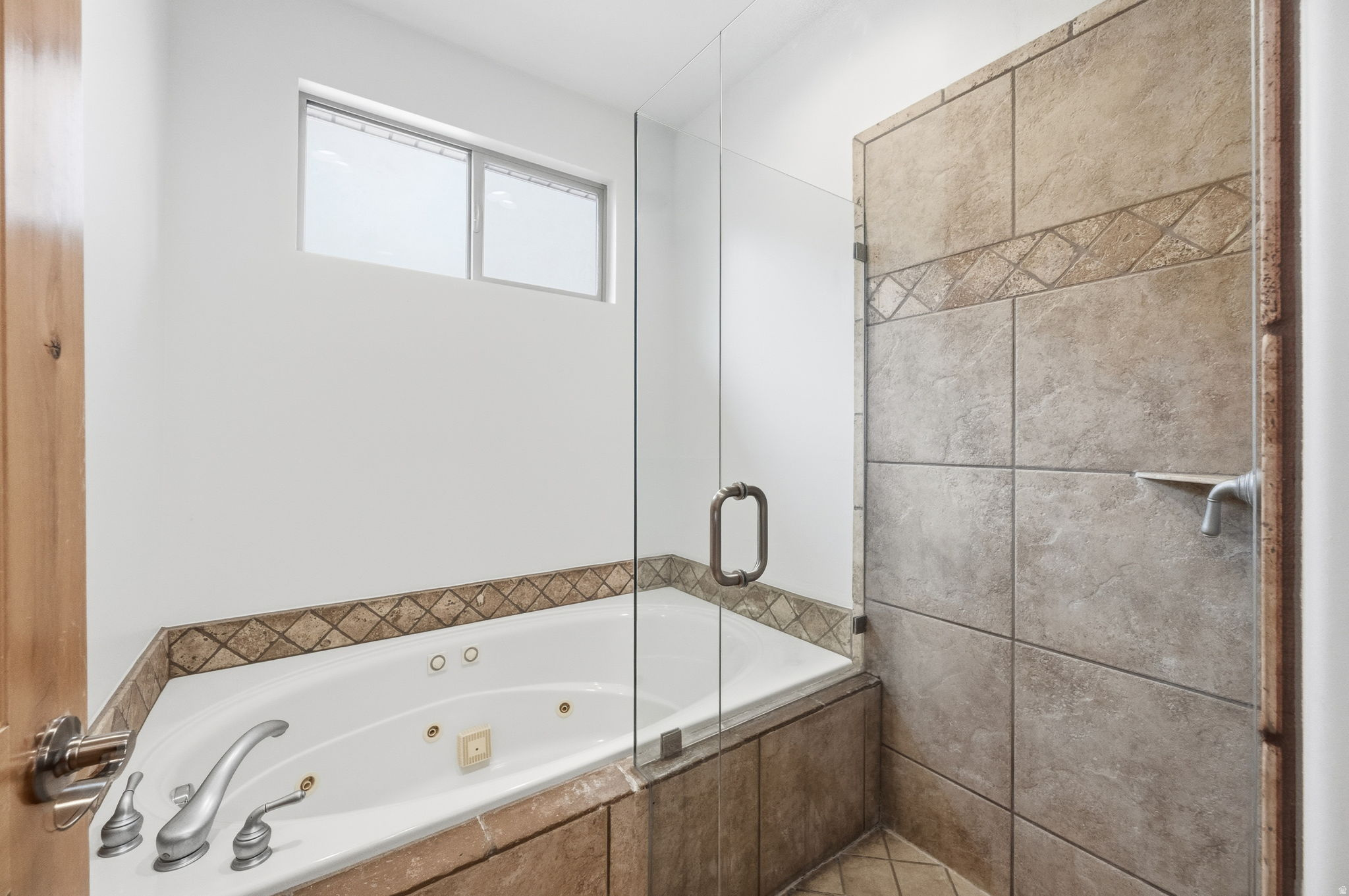 RED FEATHER - Residential