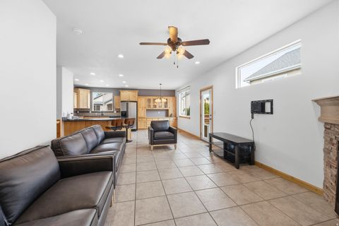 Tiny photo for 11341 S SILVER BUCKLE WAY, Sandy, UT 84092 (MLS # 2134204)