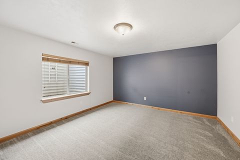Tiny photo for 11341 S SILVER BUCKLE WAY, Sandy, UT 84092 (MLS # 2134204)