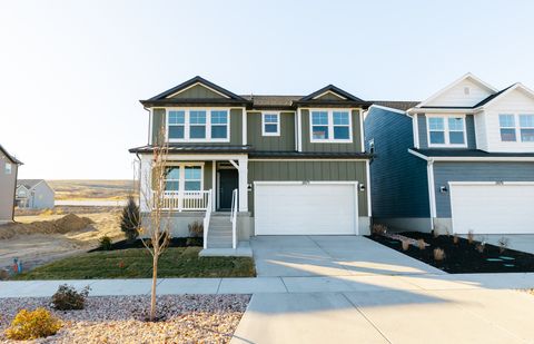 Photo of 2871 N PURPLETOP LN #2177, Saratoga Springs, UT 84045 (MLS # 2109481)
