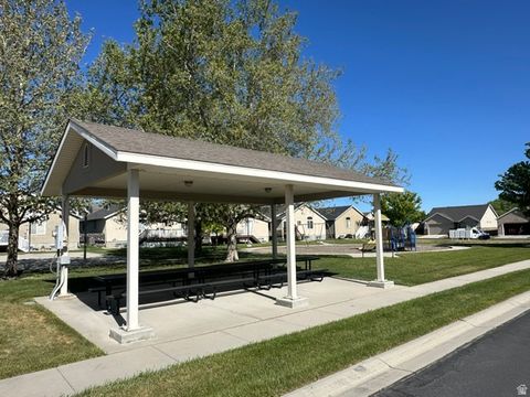 Tiny photo for 1563 W TURTLE DOVE LN, West Jordan, UT 84088 (MLS # 2158478)