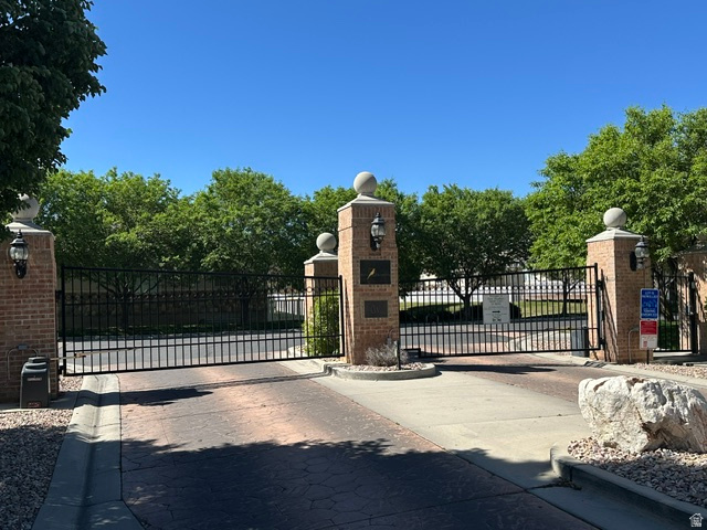 DOVE MEADOWS - Residential