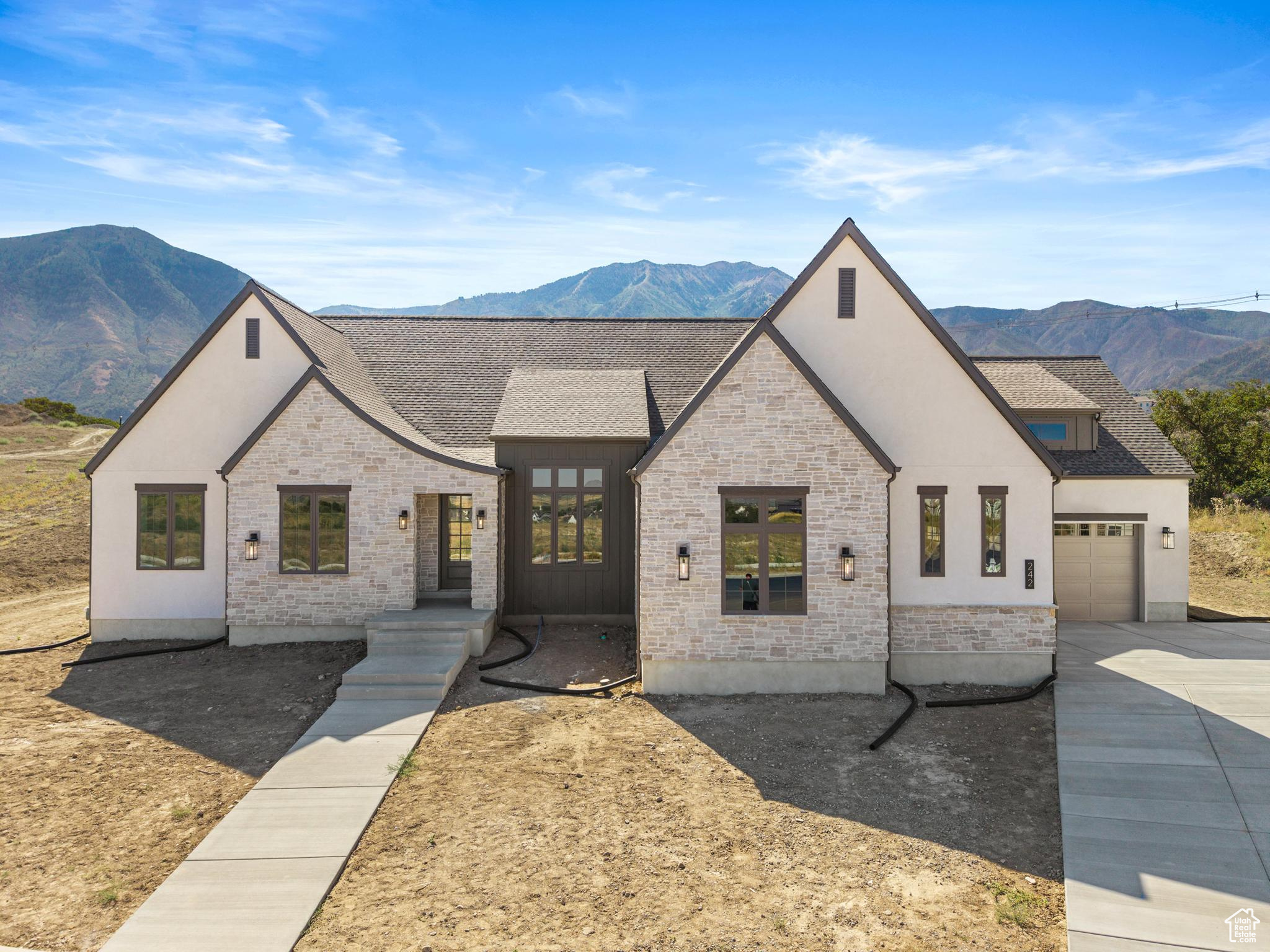 COPPERHEAD ESTATES - Residential