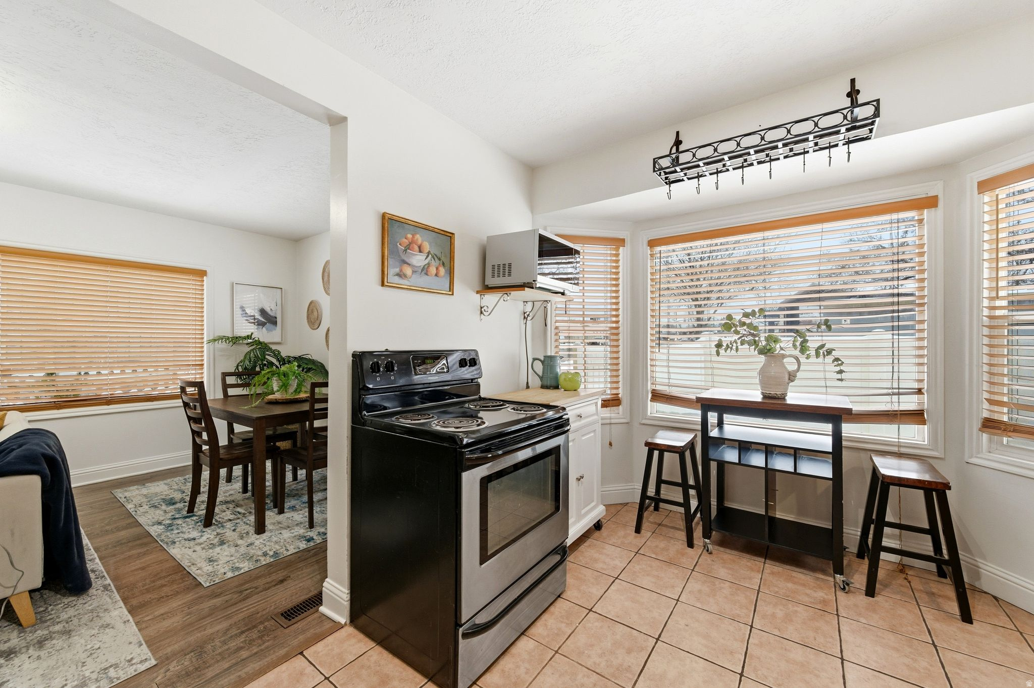 EAST MILLCREEK - Commercial Sale