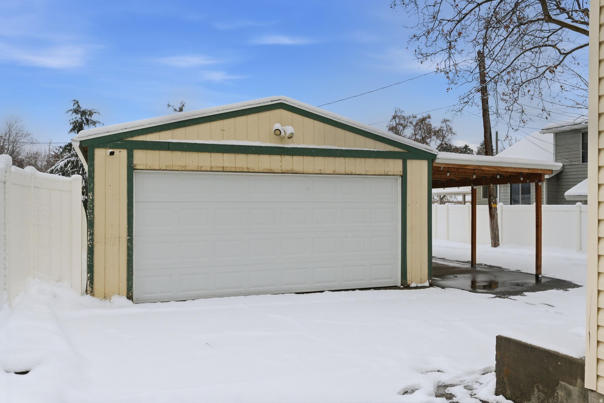 EAST MILLCREEK - Commercial Sale