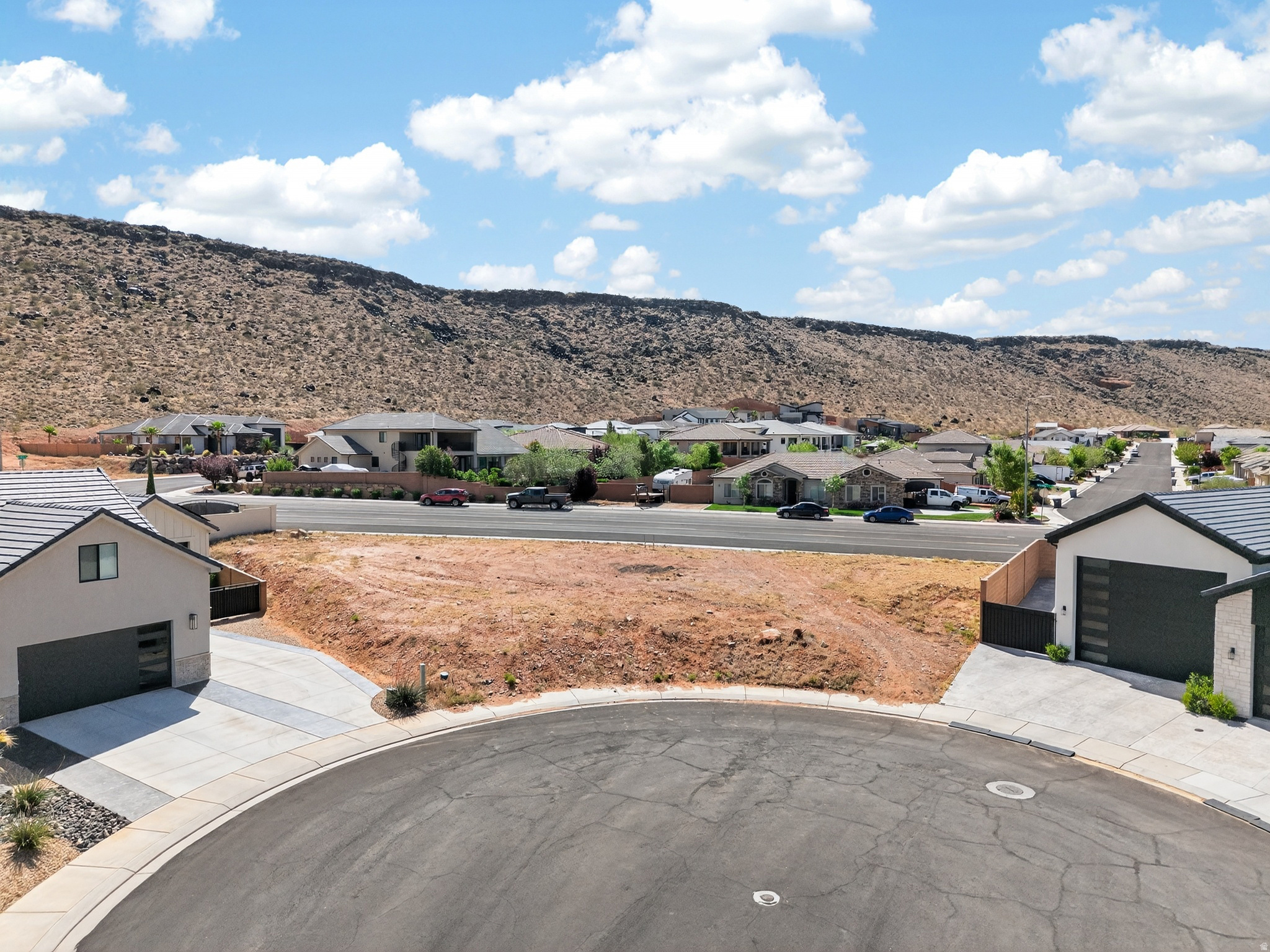 DIXIE SPRINGS - Land