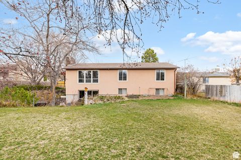 Tiny photo for 669 W OGDEN DR, Richfield, UT 84701 (MLS # 2109928)