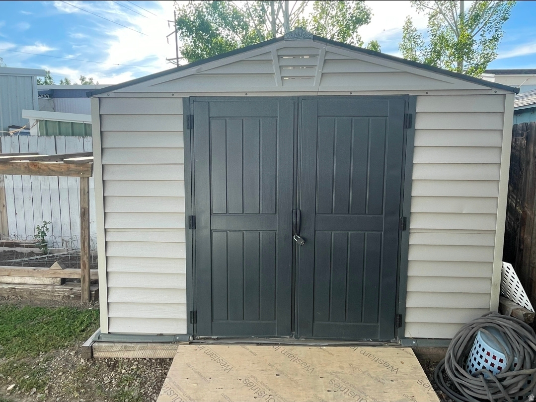 BYDE-A-WYLE HACIENDAS - Residential