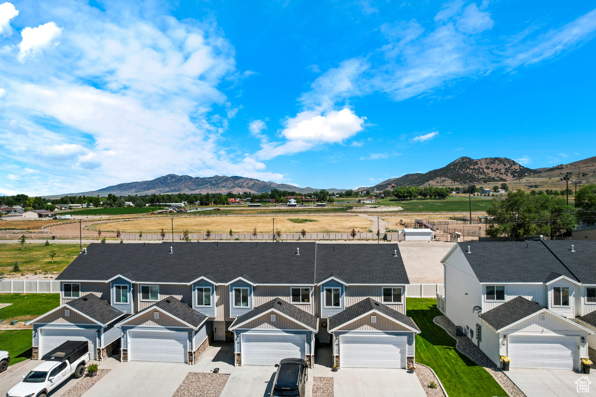 CEDER RIDGE - Residential