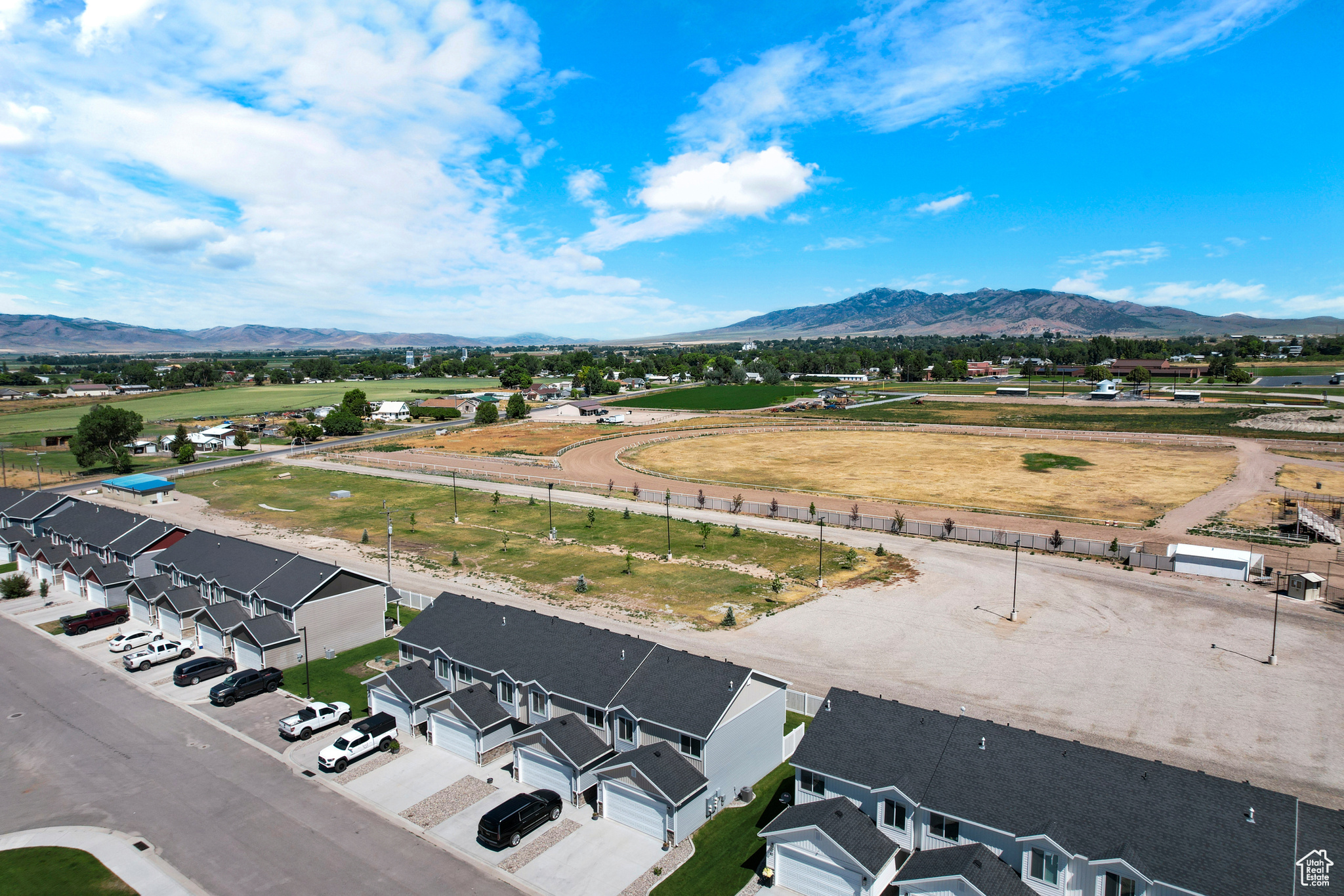 CEDER RIDGE - Residential