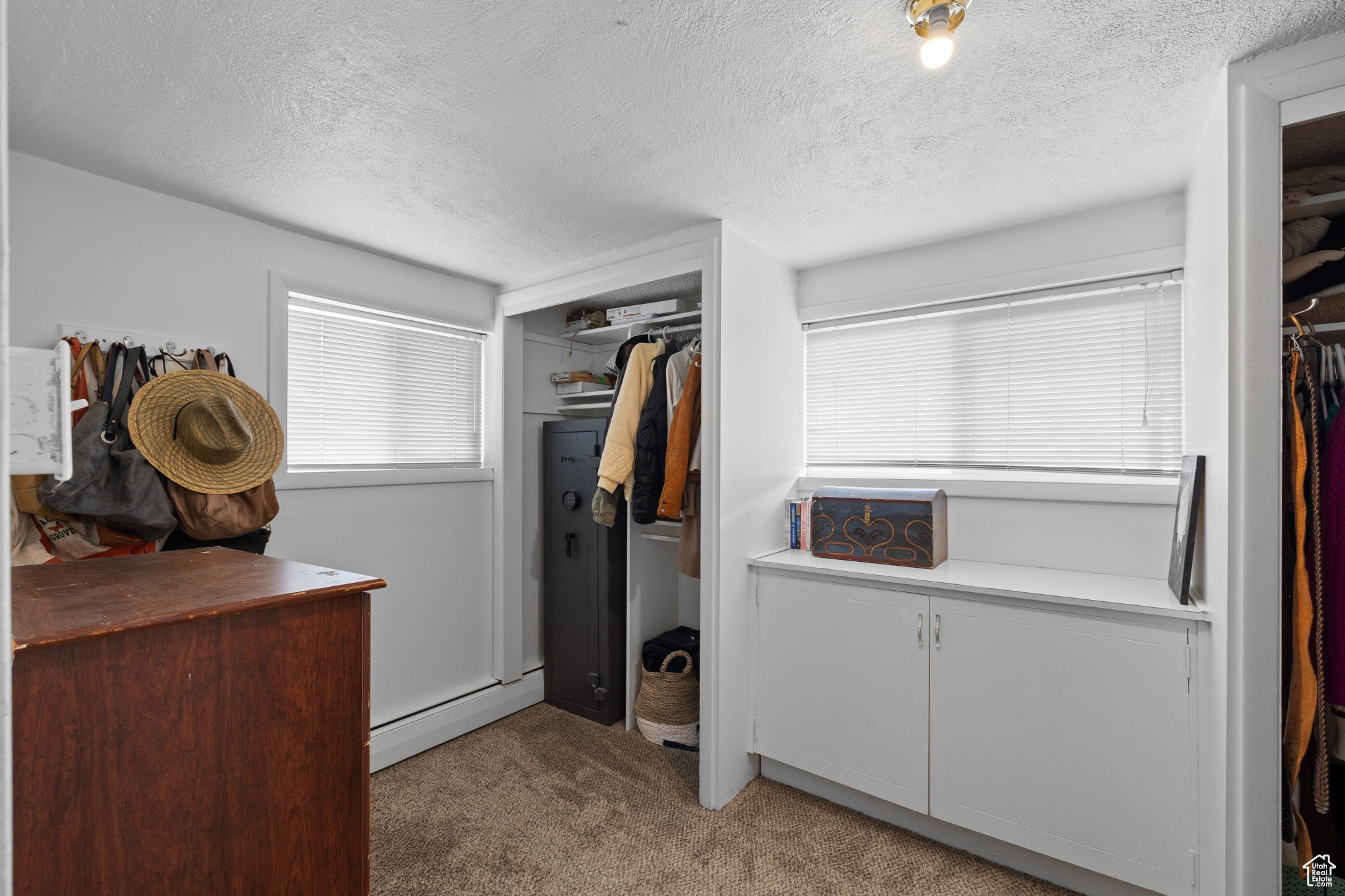 570 E 400, Centerville, Utah image 28