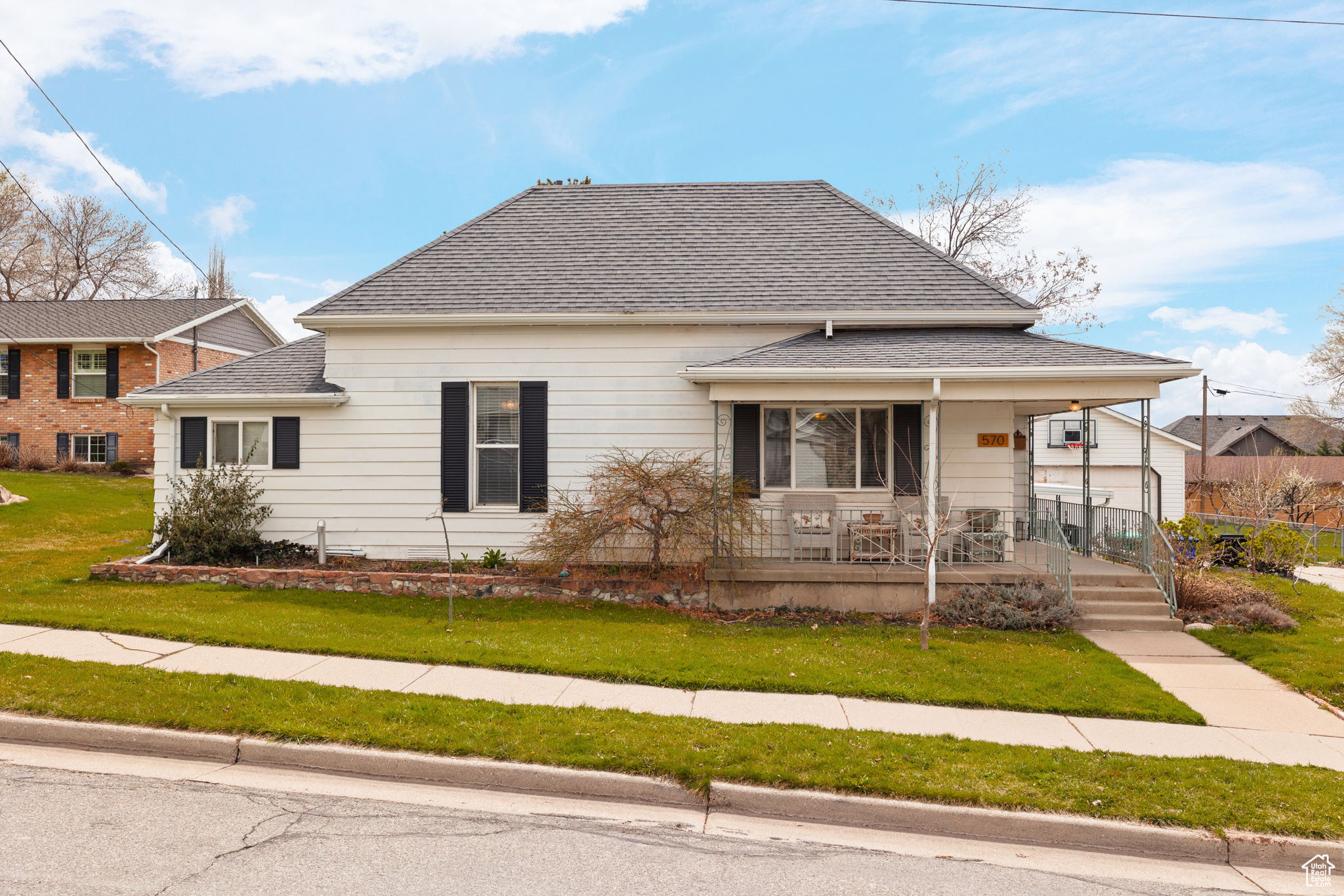 570 E 400, Centerville, Utah image 3