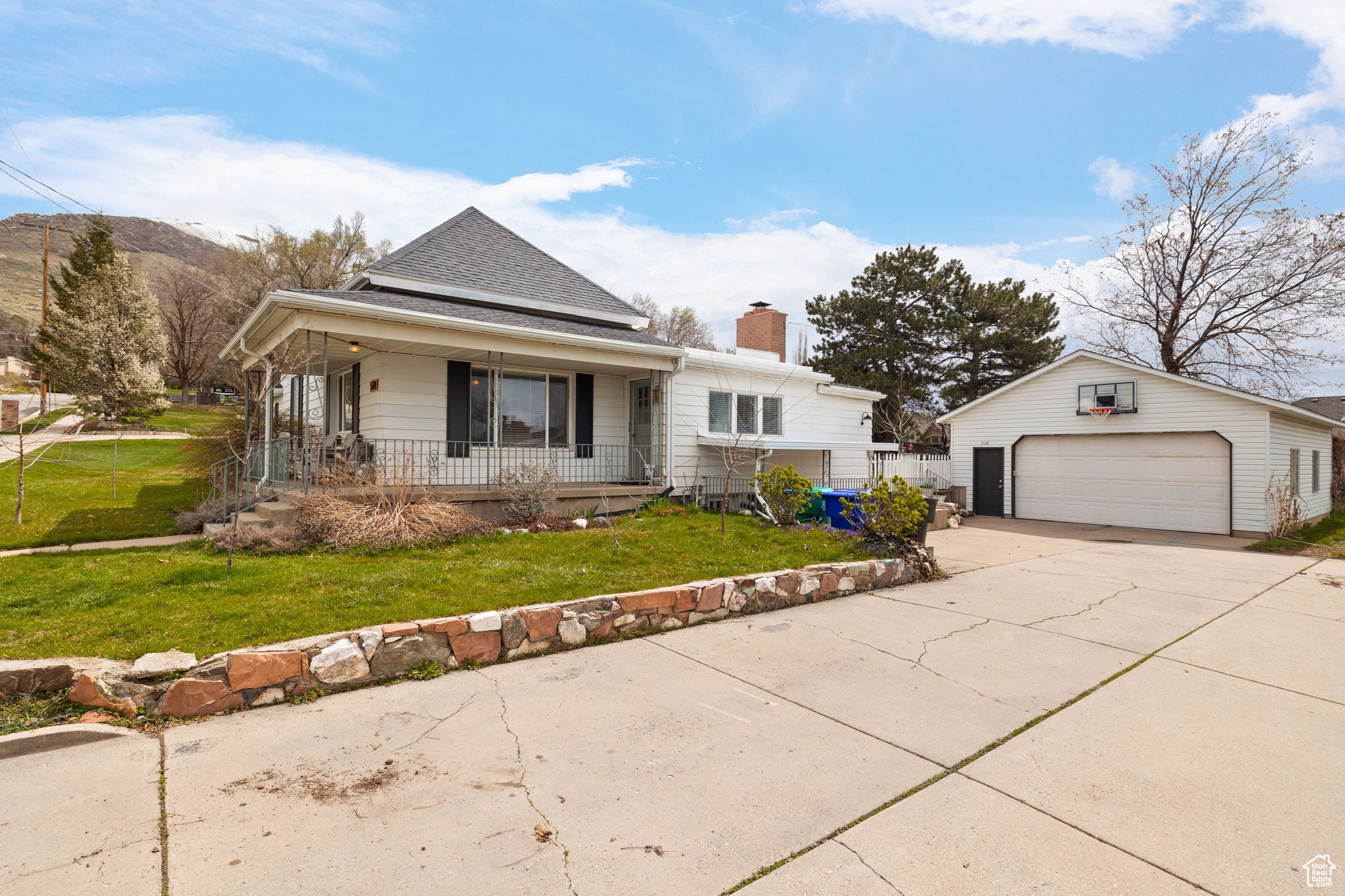 570 E 400, Centerville, Utah image 4