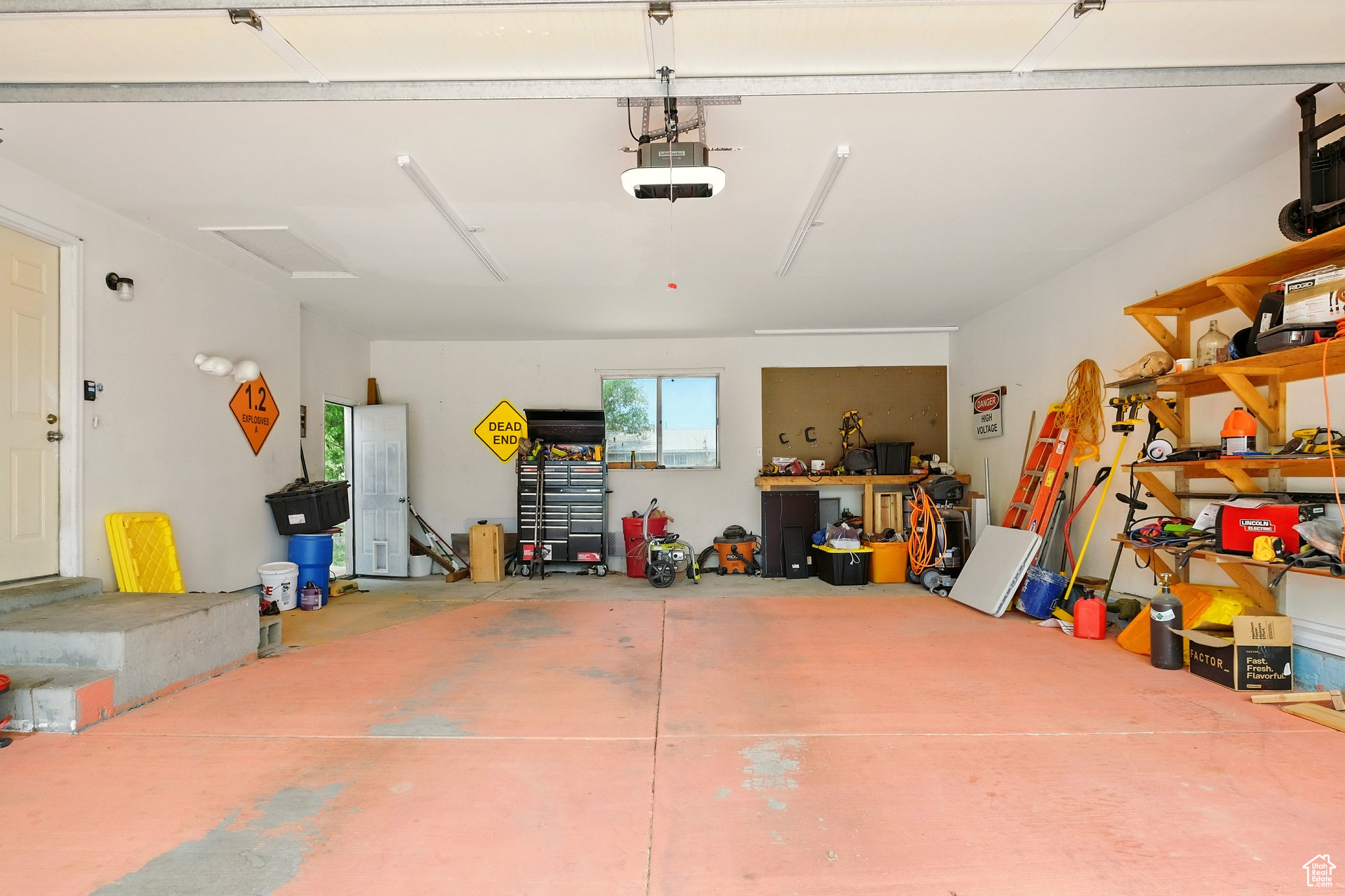 Garland, Utah 84312, United States, 4 Bedrooms Bedrooms, ,2 BathroomsBathrooms,Residential,Pending,182196