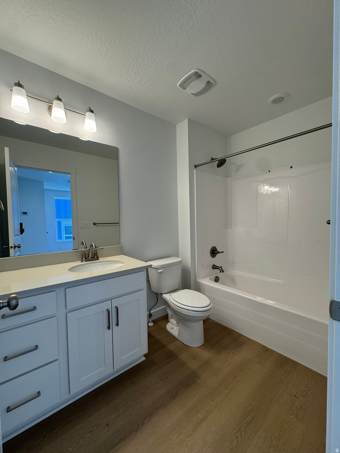 TRAILSIDE - Residential