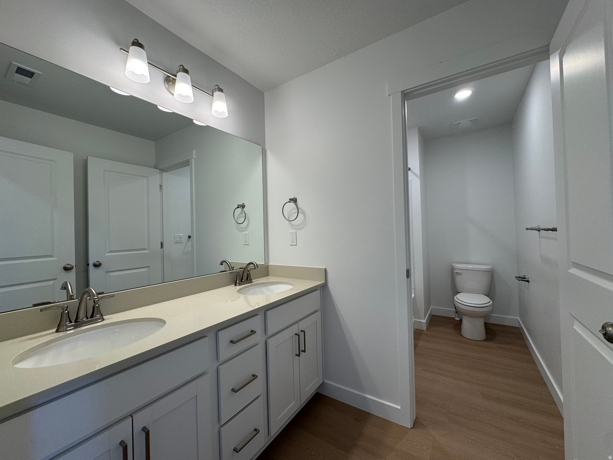 TRAILSIDE - Residential