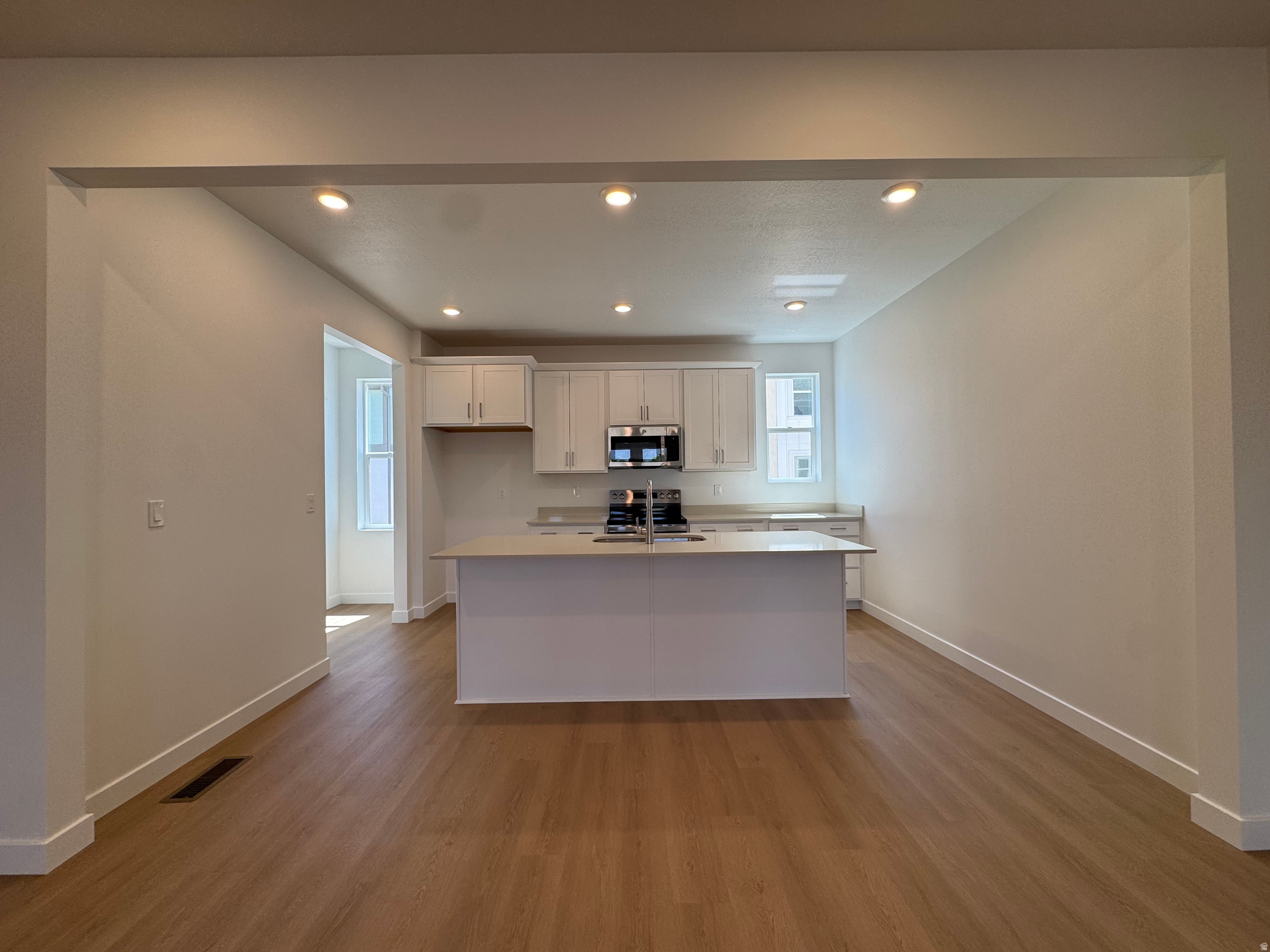 TRAILSIDE - Residential