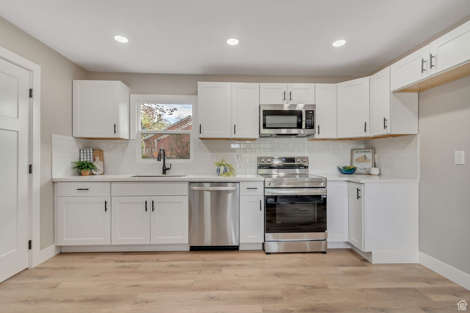 GLENDALE GARDENS PLAT B - Residential