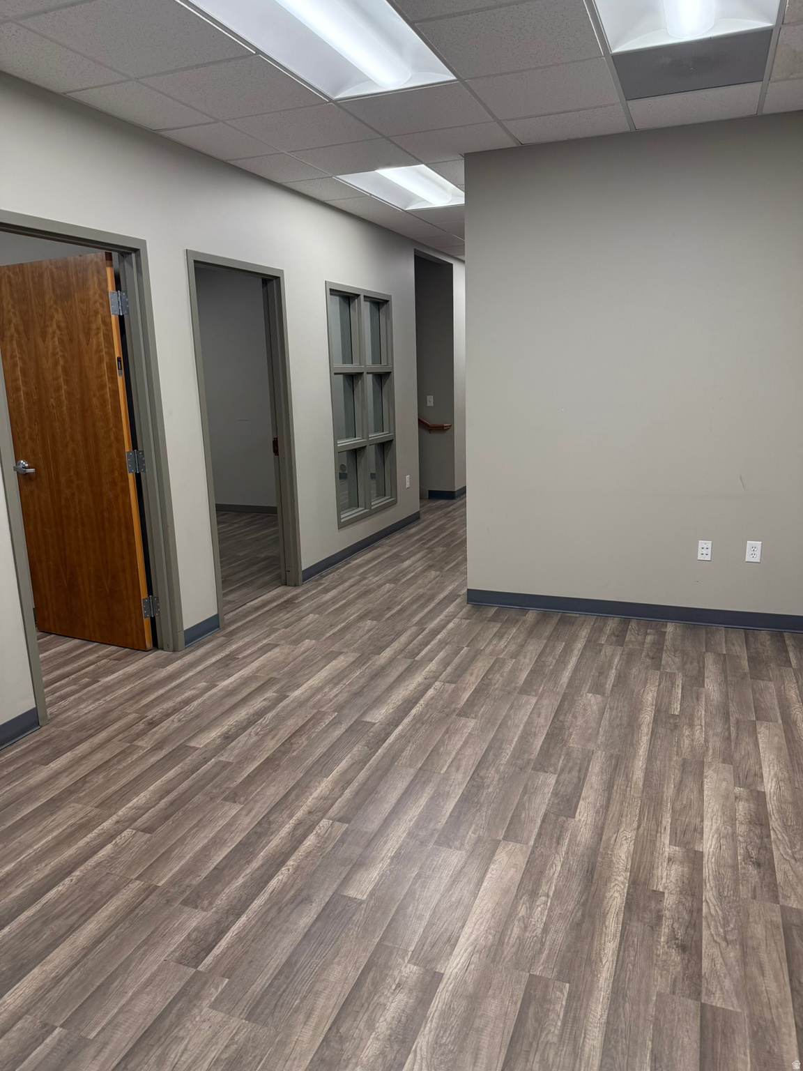 NORTHSHORE CORPORATION CENTER - Commercial Lease