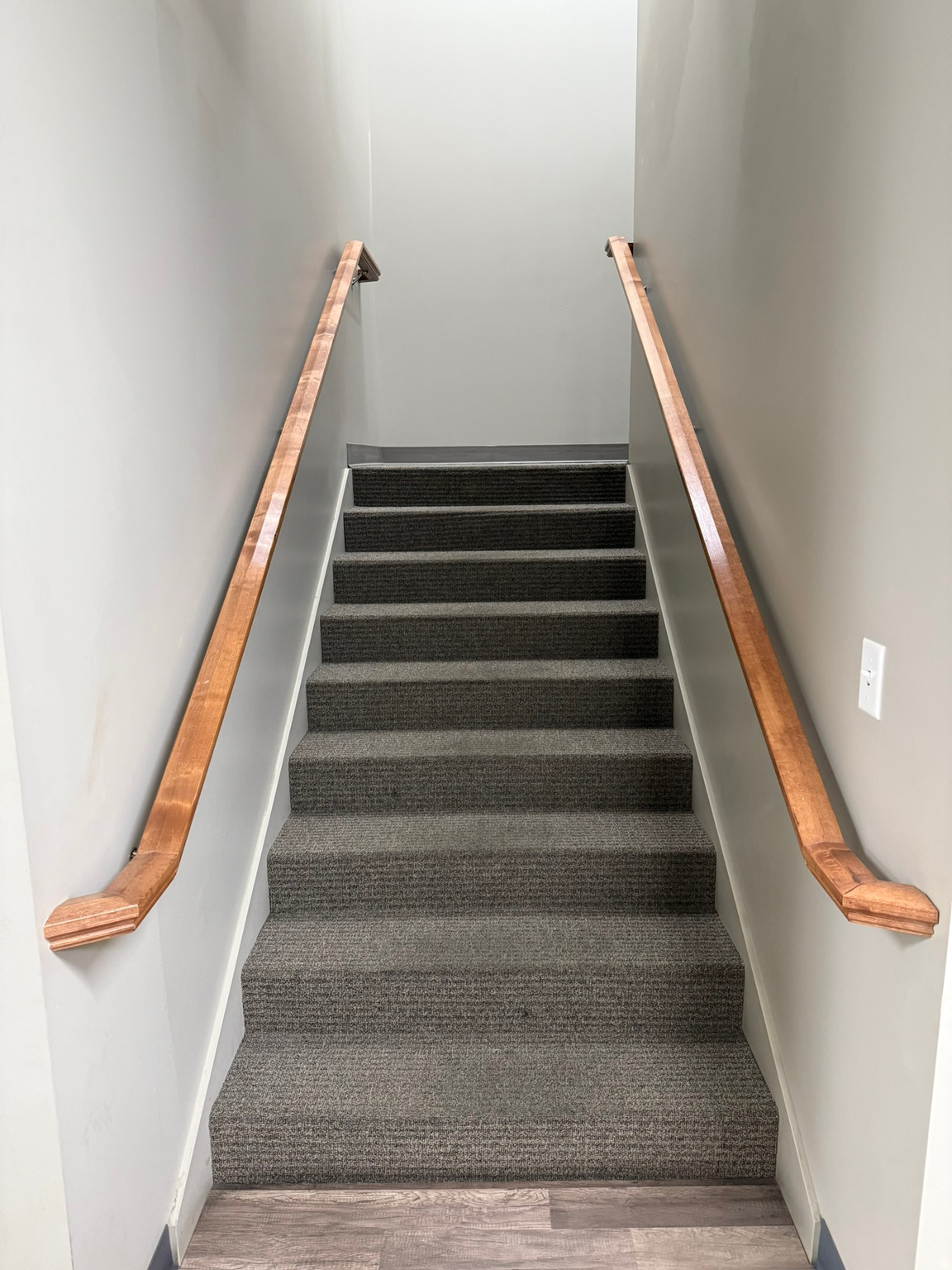 NORTHSHORE CORPORATION CENTER - Commercial Lease