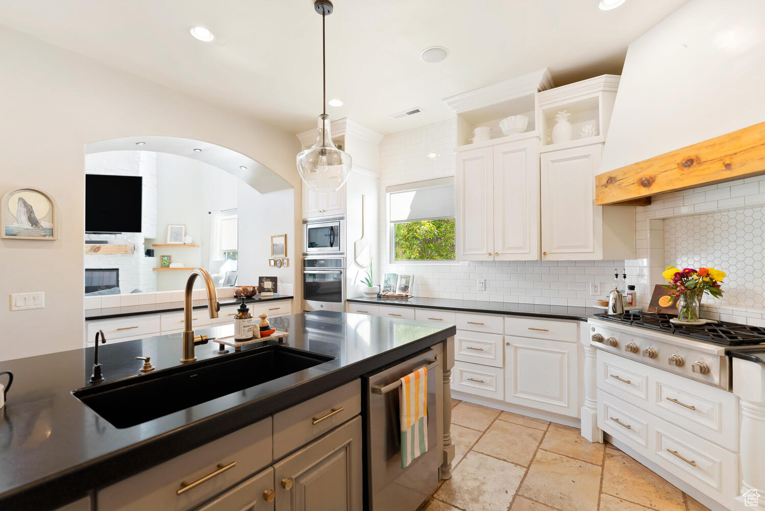 802 Leda Ln, Santa Clara, Utah image 5