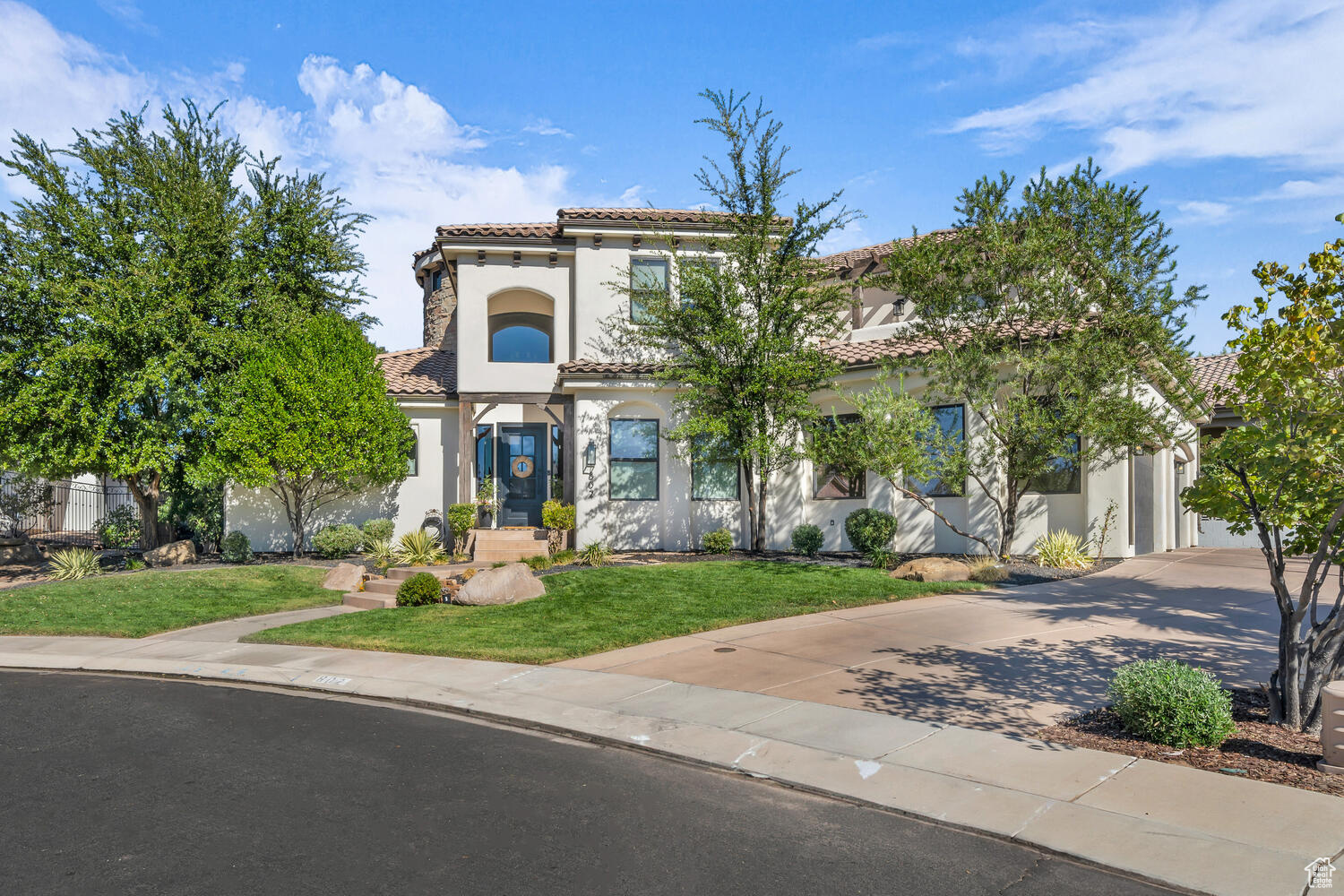 802 Leda Ln, Santa Clara, Utah image 1