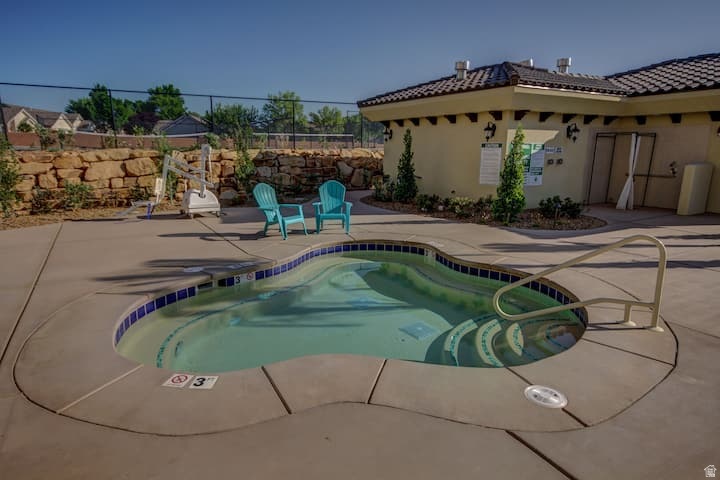 ESTANCIA PH 1 - Residential