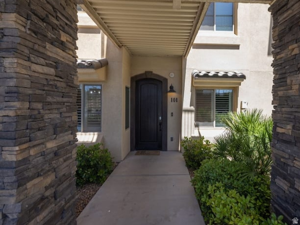 ESTANCIA PH 1 - Residential