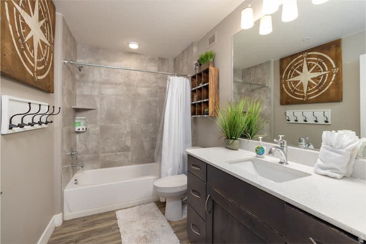 ESTANCIA PH 1 - Residential