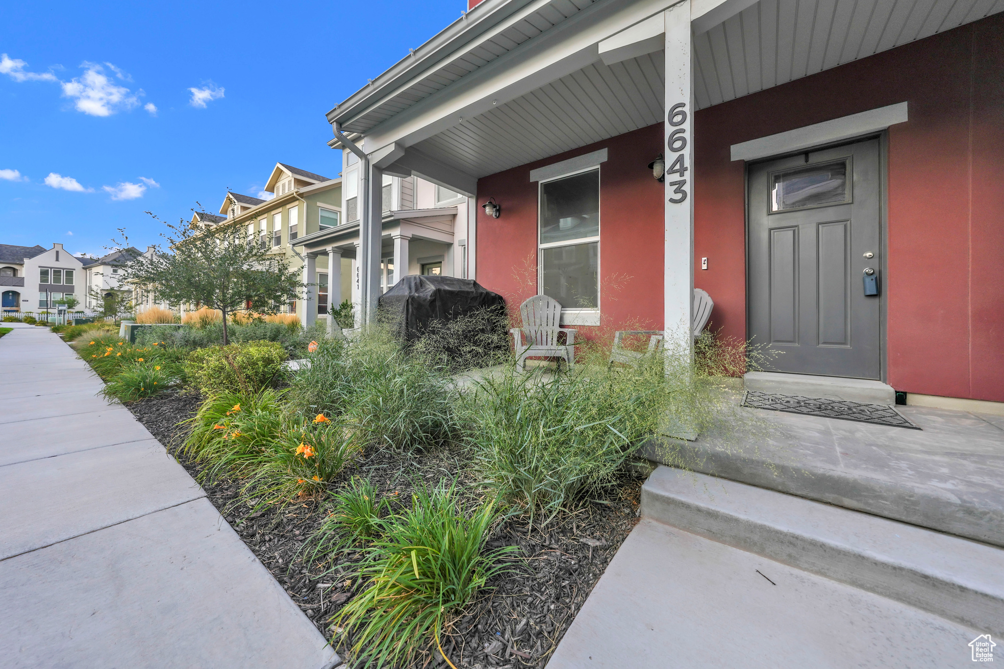 6643 W SKIP ROCK RD S