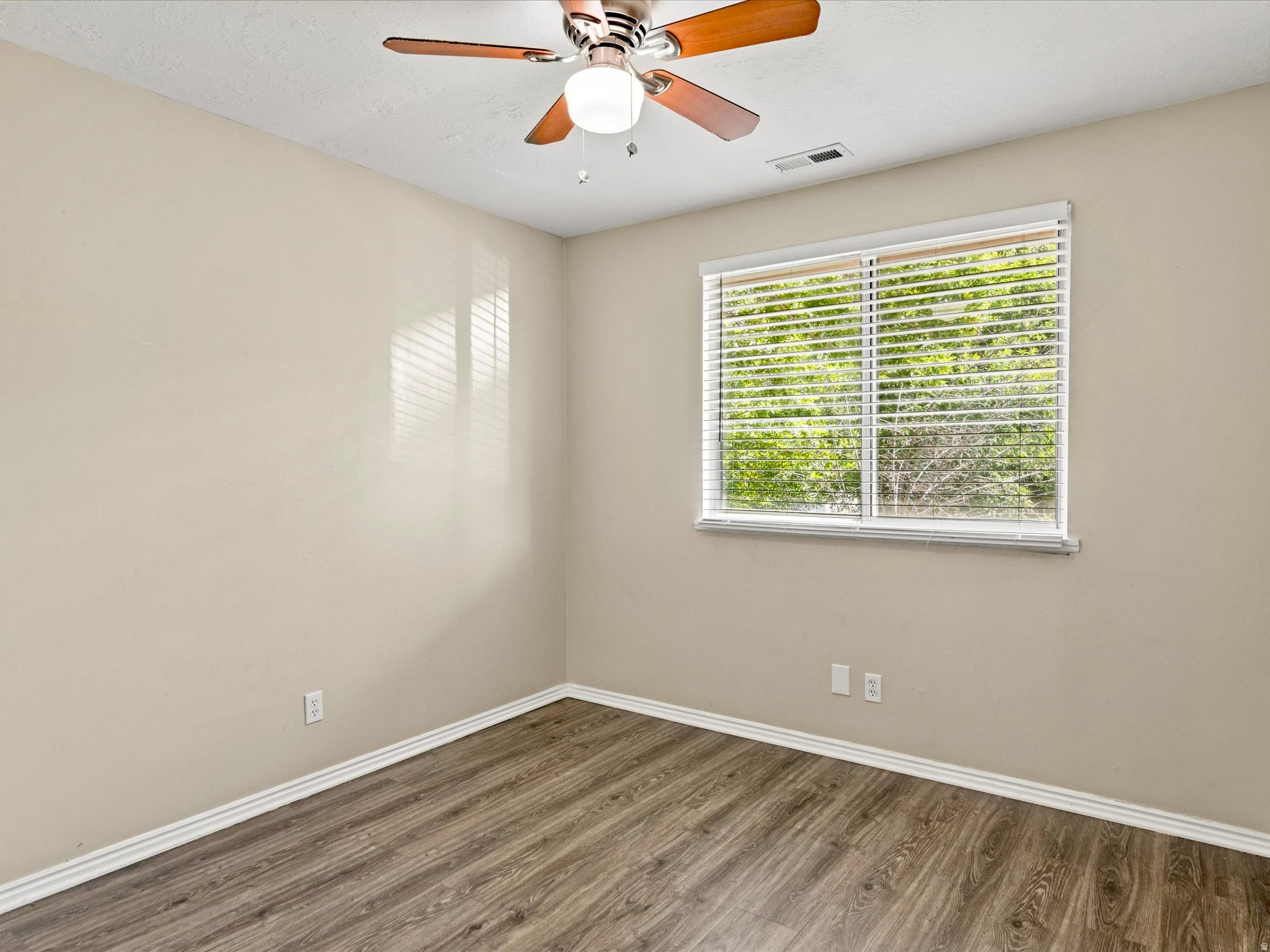 KENTWOOD CONDOMINIUM - Residential