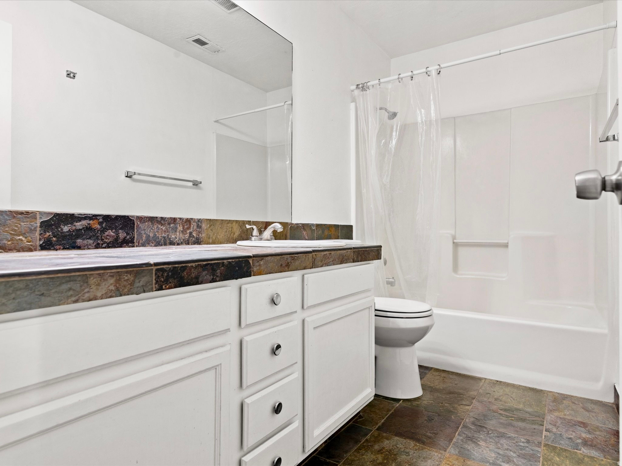 KENTWOOD CONDOMINIUM - Residential