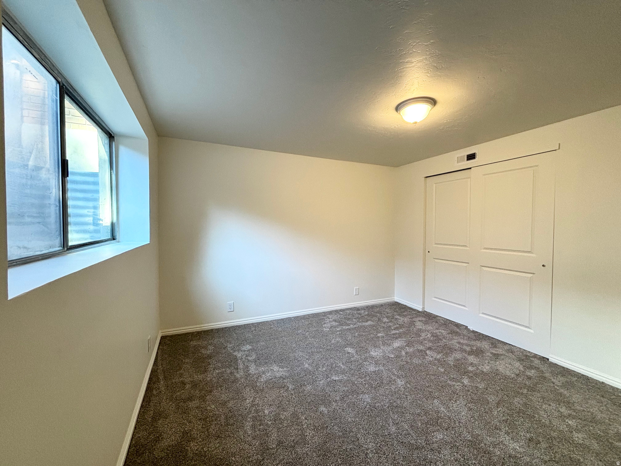 LANDON VILLAGE - Residential