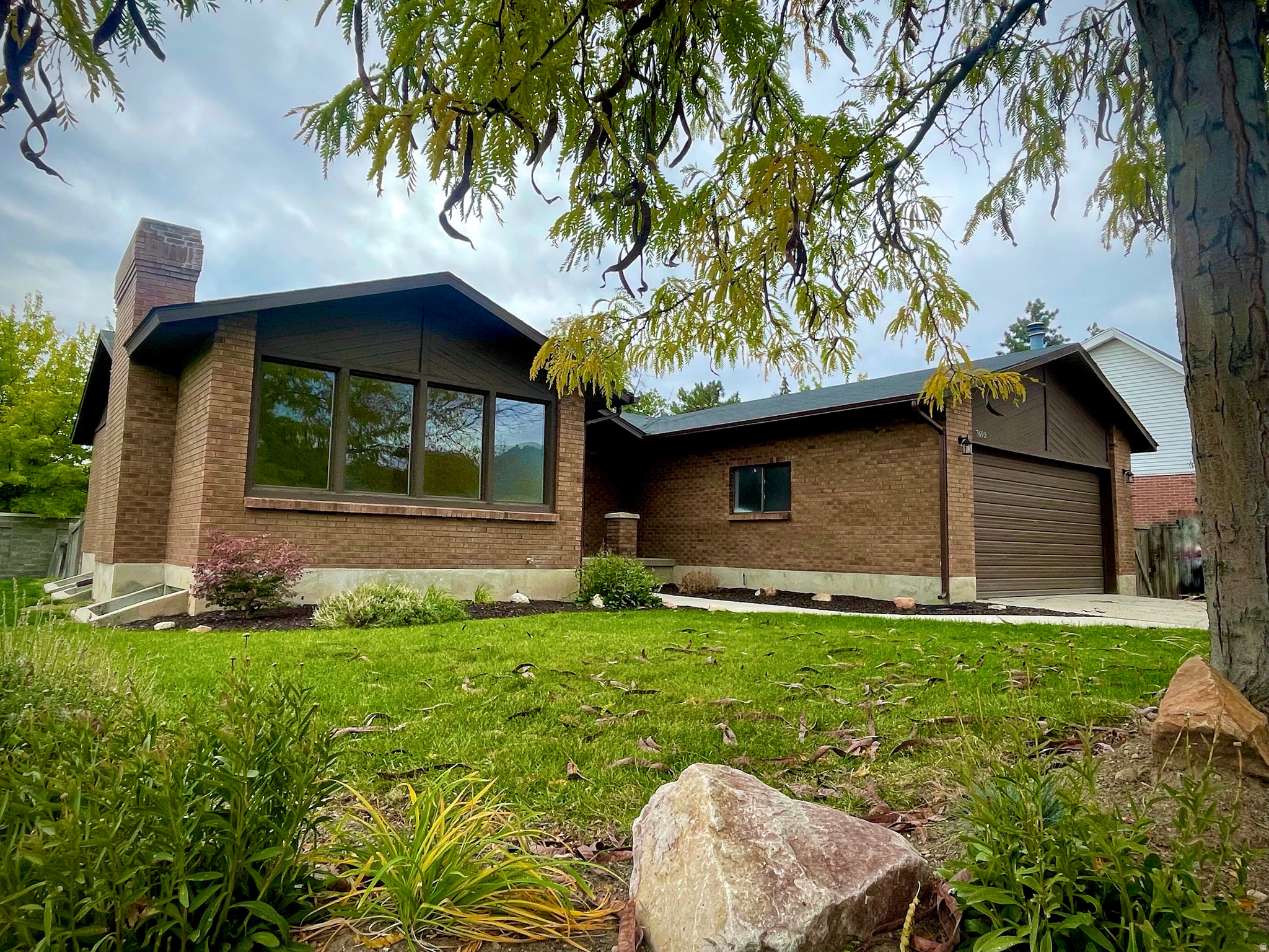 LANDON VILLAGE - Residential