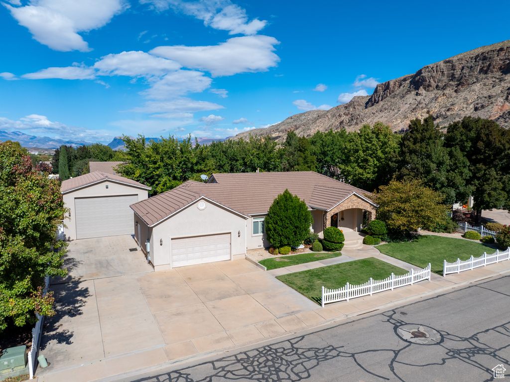 Photo of 282 W 1480 S, Hurricane, UT 84737 (MLS # 2119407)