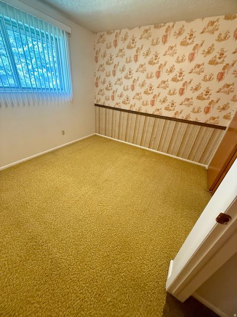 Tiny photo for 916 S 6800 E, Huntsville, UT 84317 (MLS # 2152884)