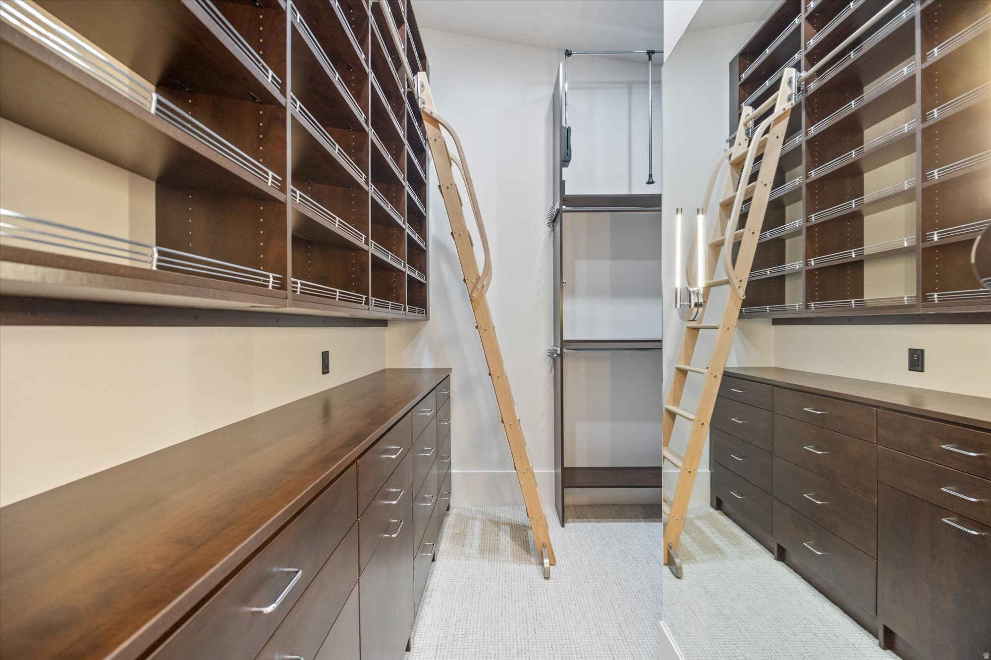 PEPPERWOOD, PHASE III - Residential