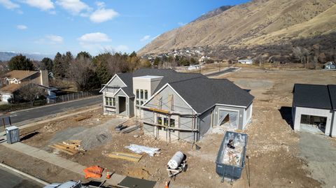 Tiny photo for 2213 E 850 S, Springville, UT 84663 (MLS # 2133962)