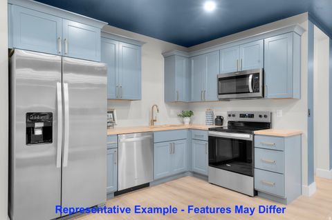 Tiny photo for 2213 E 850 S, Springville, UT 84663 (MLS # 2133962)